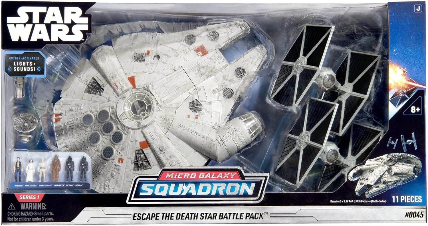 11 Piece Action Figures Playset with Millenium Falcon D5565