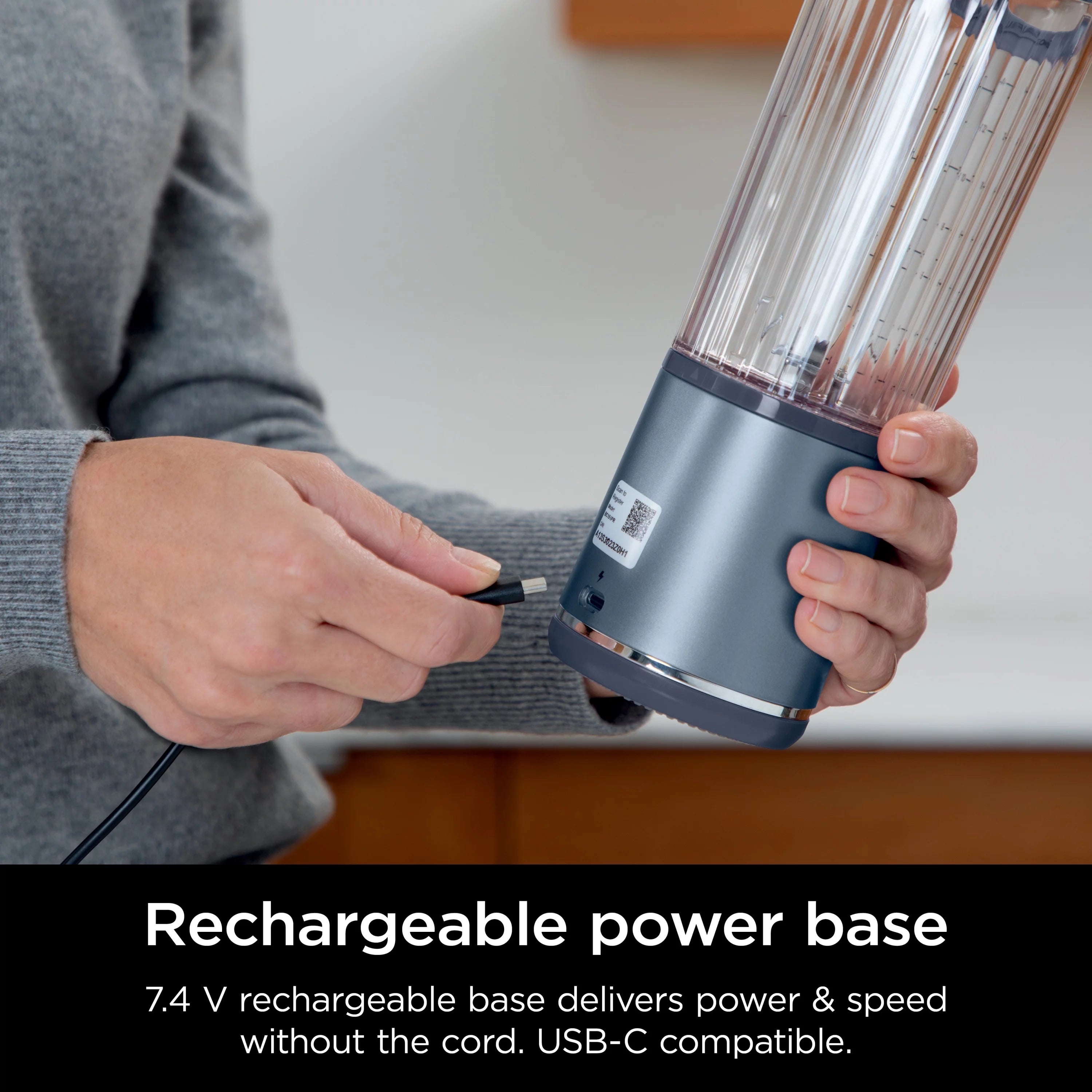 18 oz. Portable Blending Vessel with Leakproof Lid and Sip Spout, Denim Blue B9546
