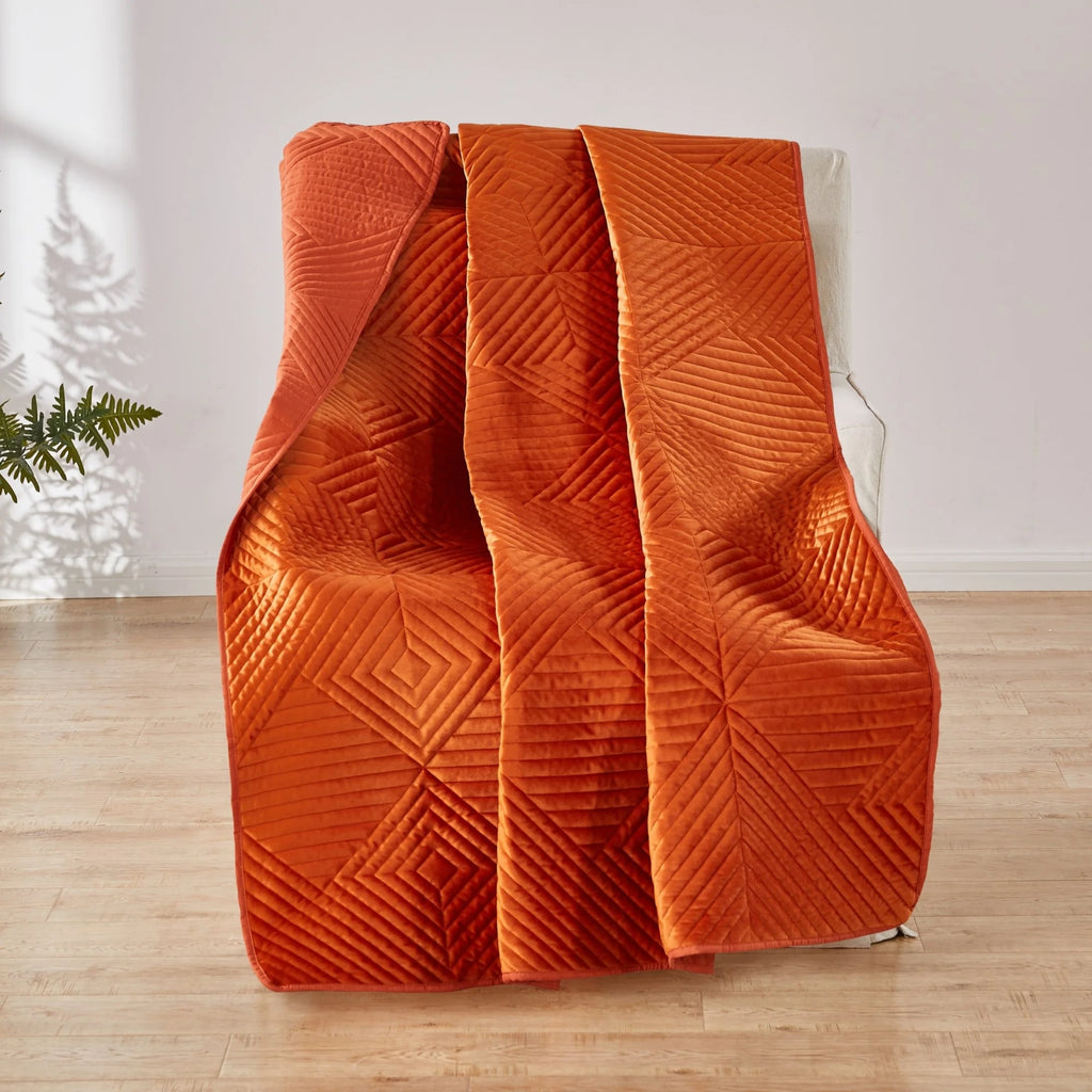 Riviera Velvet Quilted Throw Blanket Mauive V92854