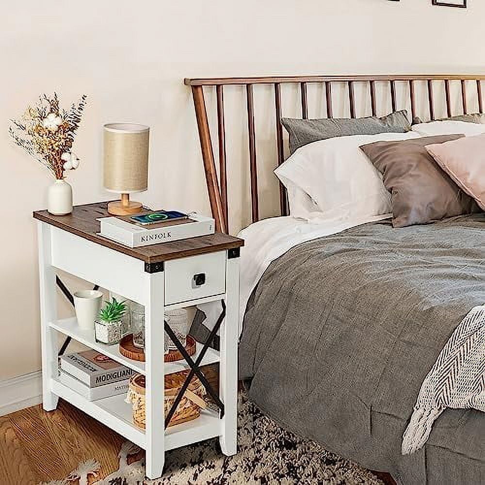 Oak Narrow End Table with Charging Station B760139