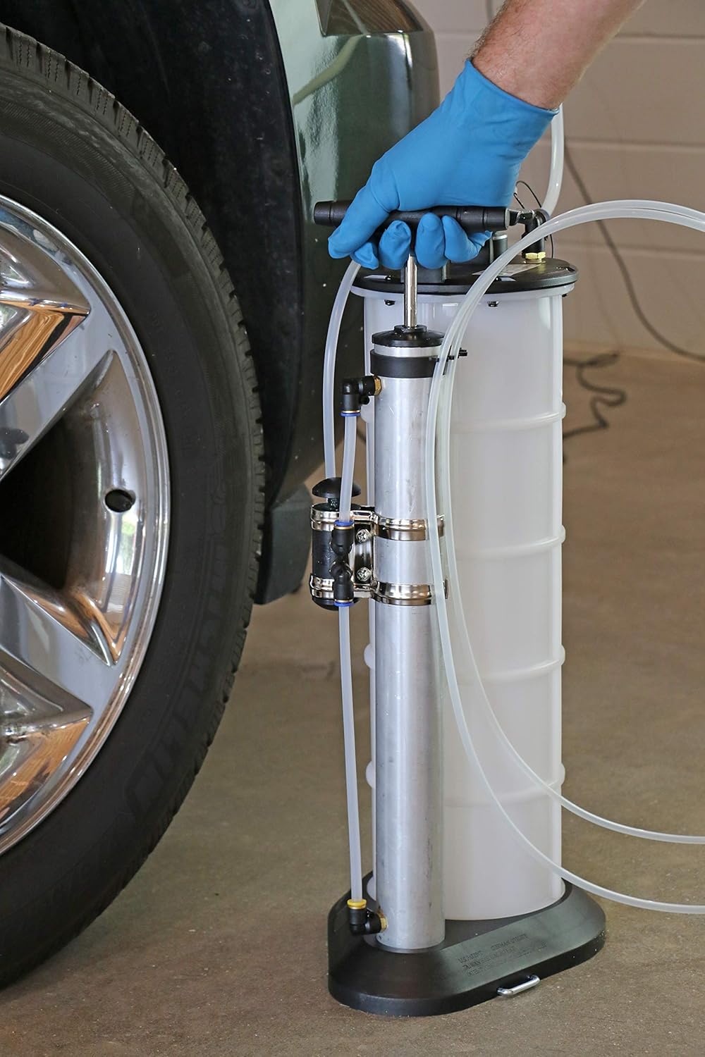 Manual Fluid Evacuator with 2.3 Gallon Reservoir G61543