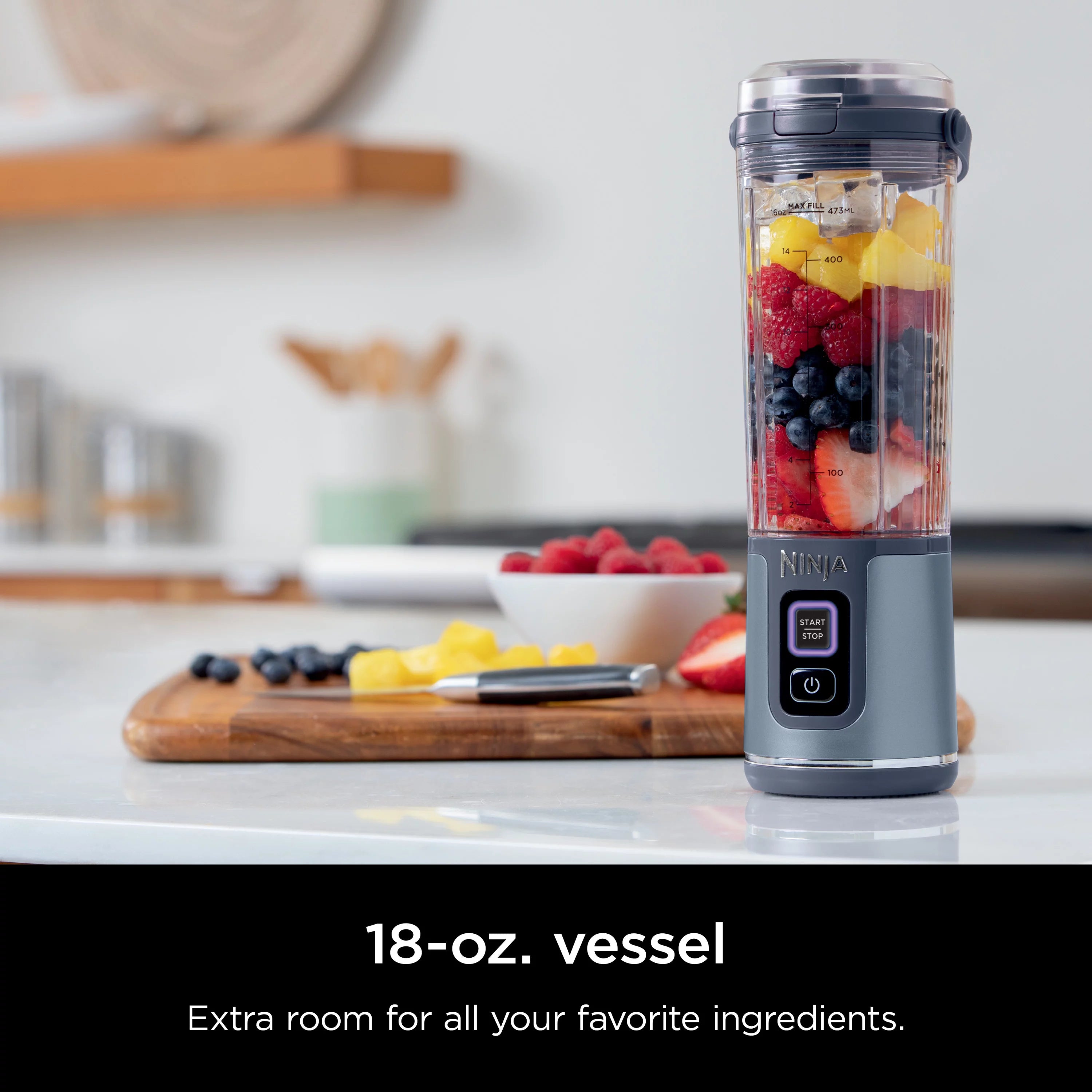 18 oz. Portable Blending Vessel with Leakproof Lid and Sip Spout, Denim Blue B9546
