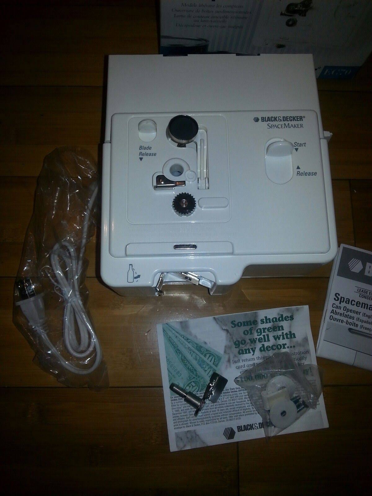 Under Cabinet Electric Can Opener S688871