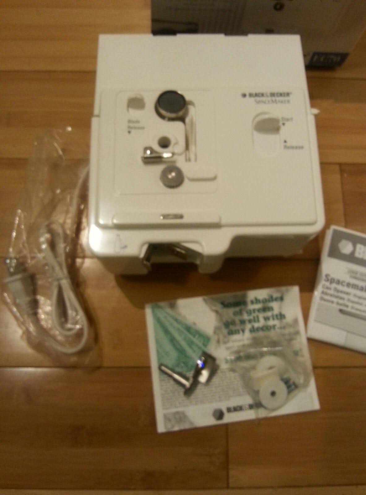 Under Cabinet Electric Can Opener S688871