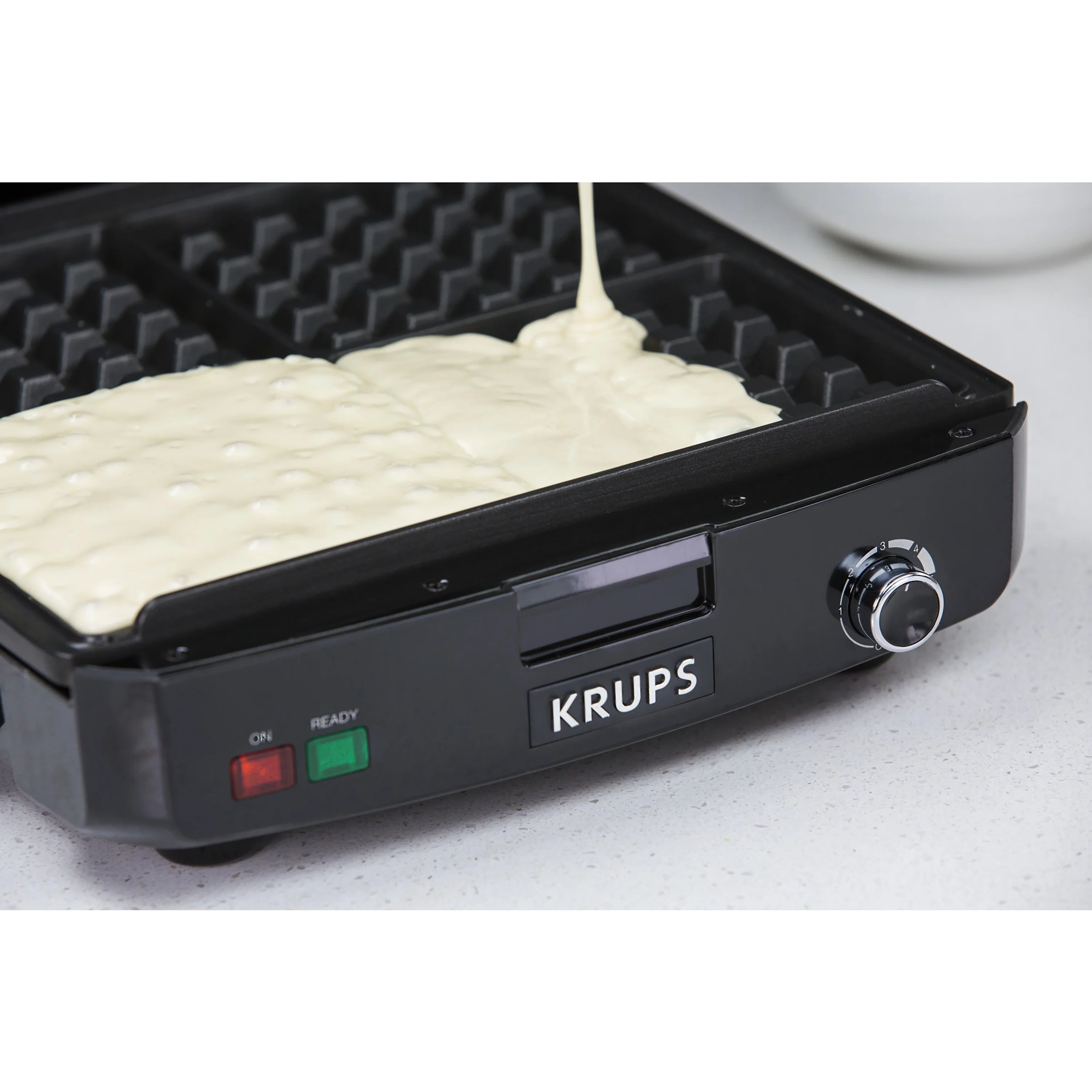 4 Slice Stainless Steel Belgian Waffle Maker with Removable Plates J962