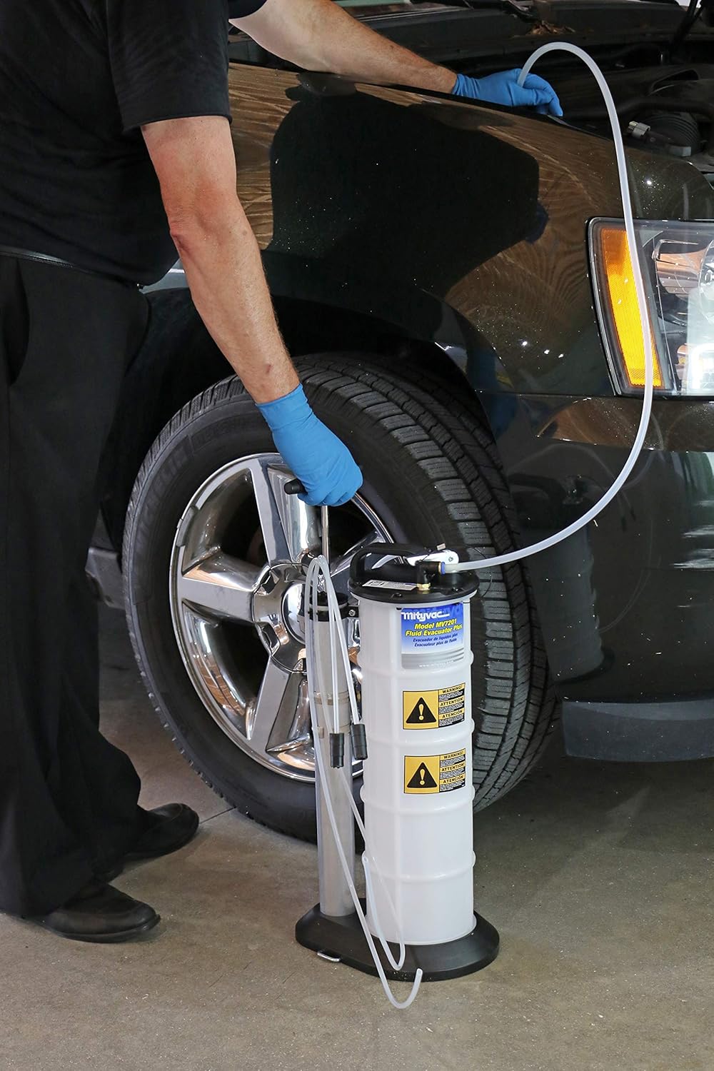 Manual Fluid Evacuator with 2.3 Gallon Reservoir G61543
