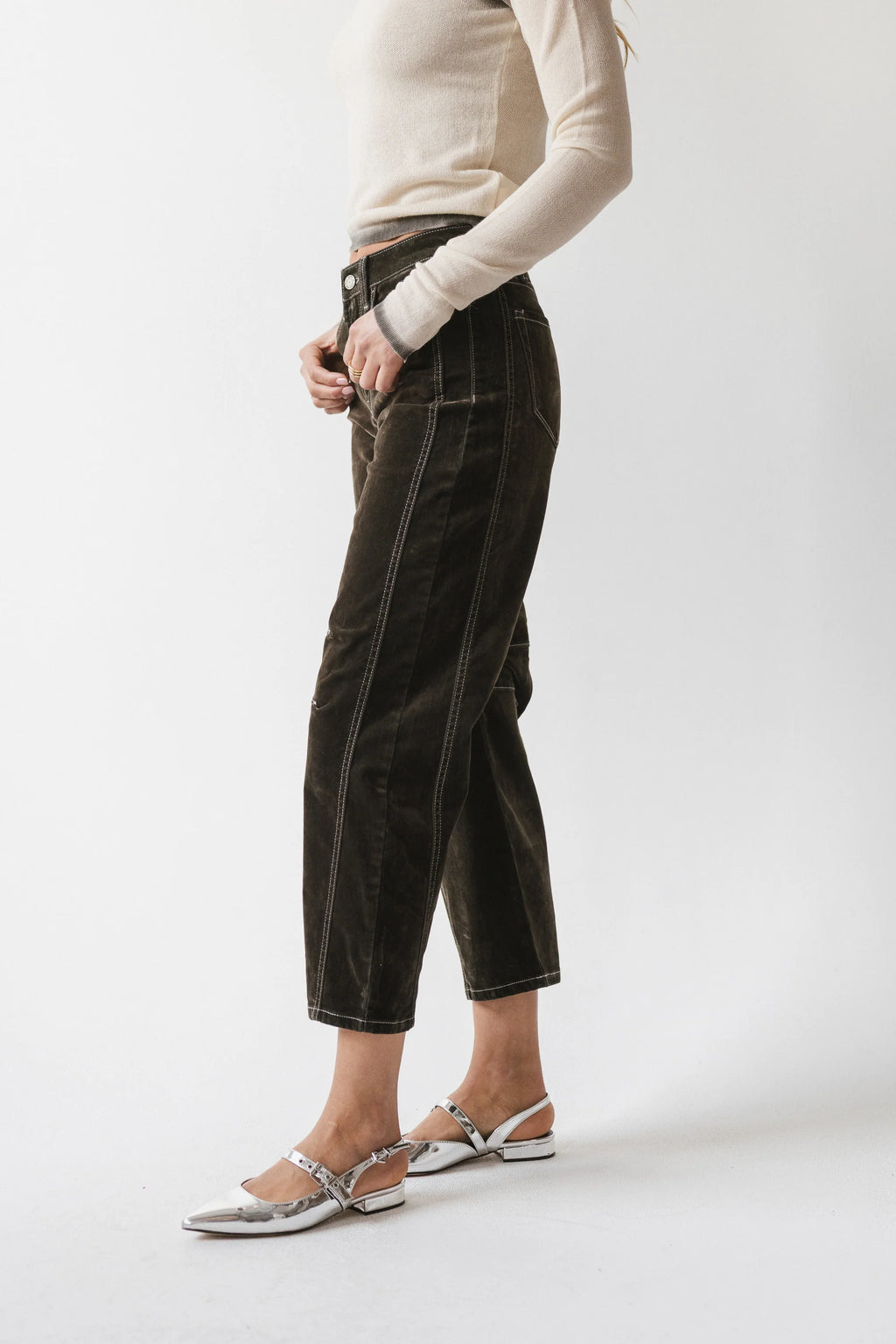 Velvet Barrel Jeans D2785