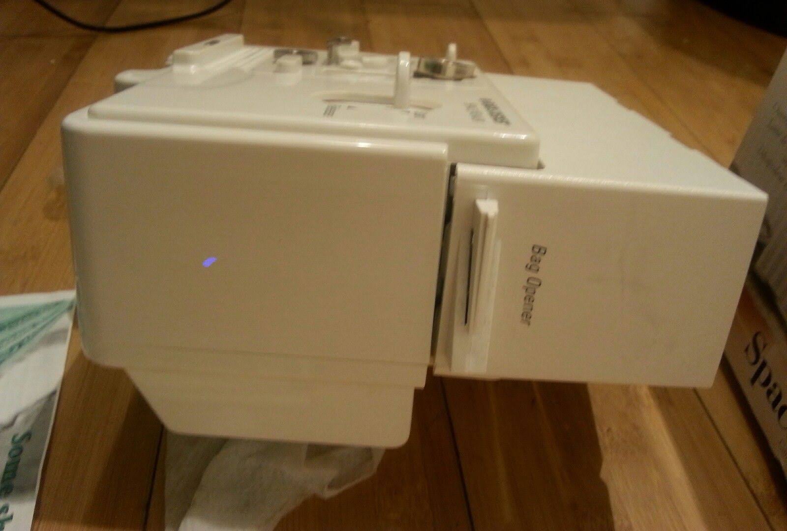 Under Cabinet Electric Can Opener S688871
