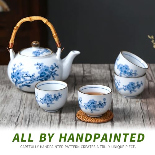 Blue and White Porcelain Tea Set with Teapot and Tea Cup Set for 4 V629145