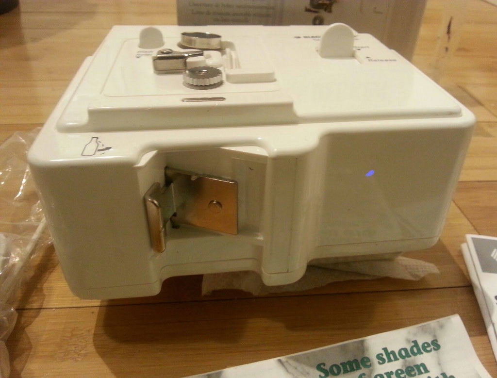 Under Cabinet Electric Can Opener S688871