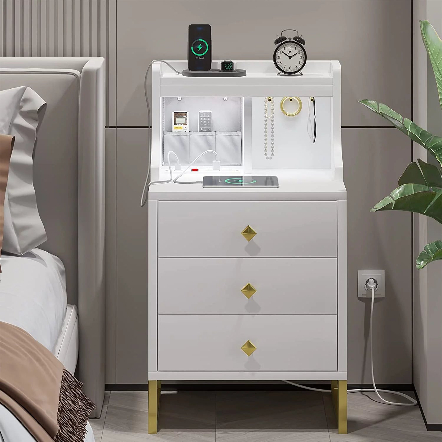 White 3 Drawer Nightstand with Charging Station O473