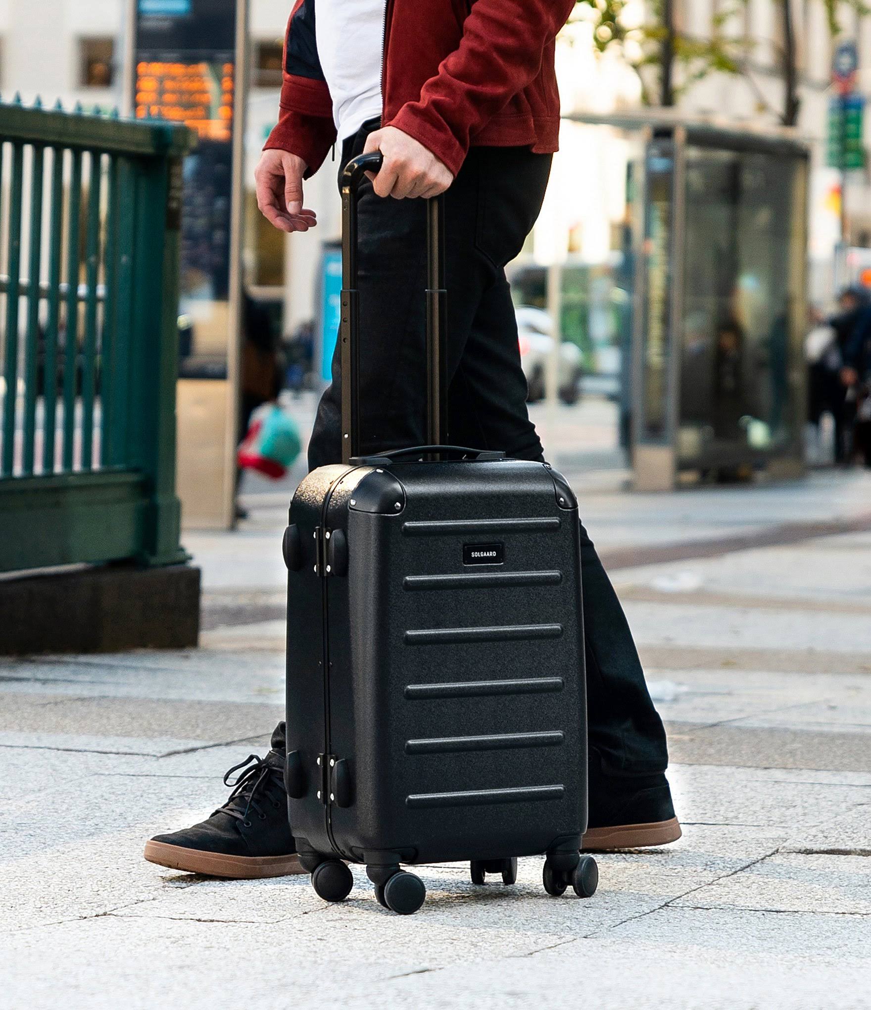 Blue Carry-On Spinner L944166