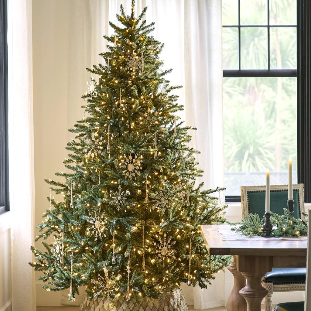 7.5ft Pre-Lit Artificial Christmas Tree with 1000 Clear Incandescent Lights D78056