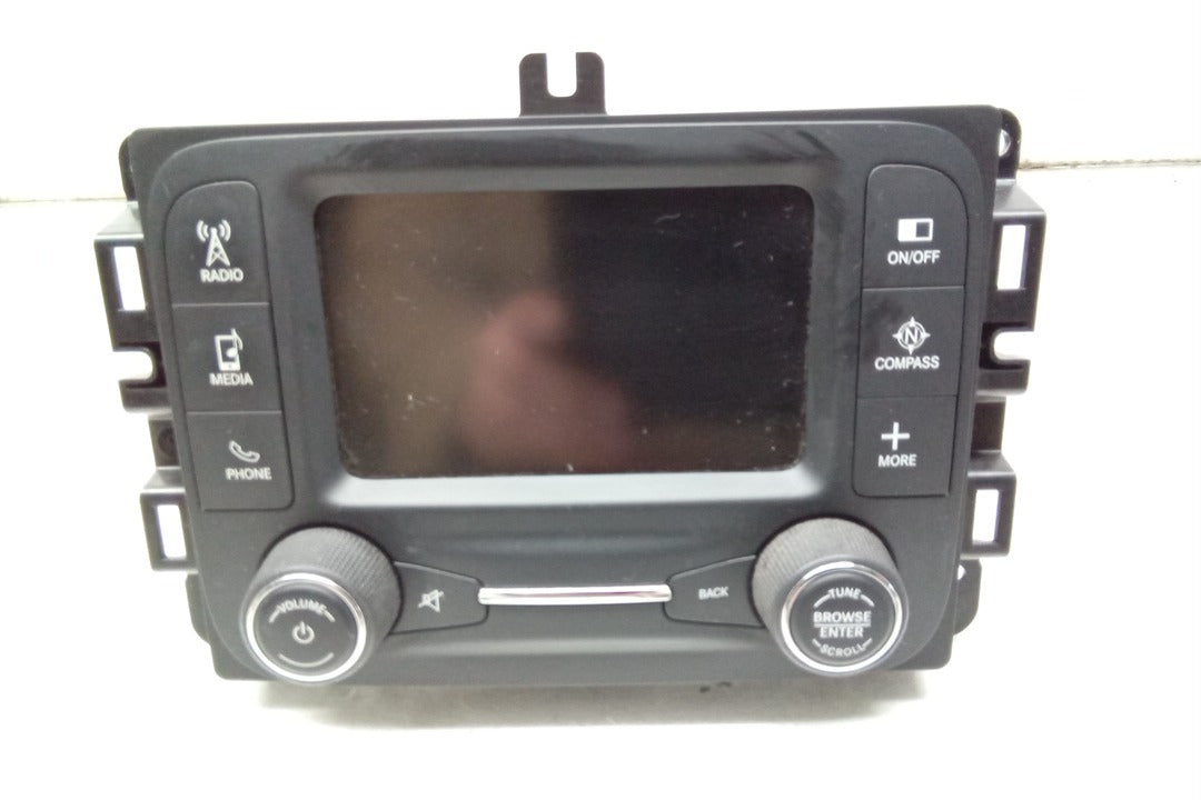 Pre-Owned 15 2015 Jeep Renegade Radio Receiver Display 5.0 Touchscreen OEM C635